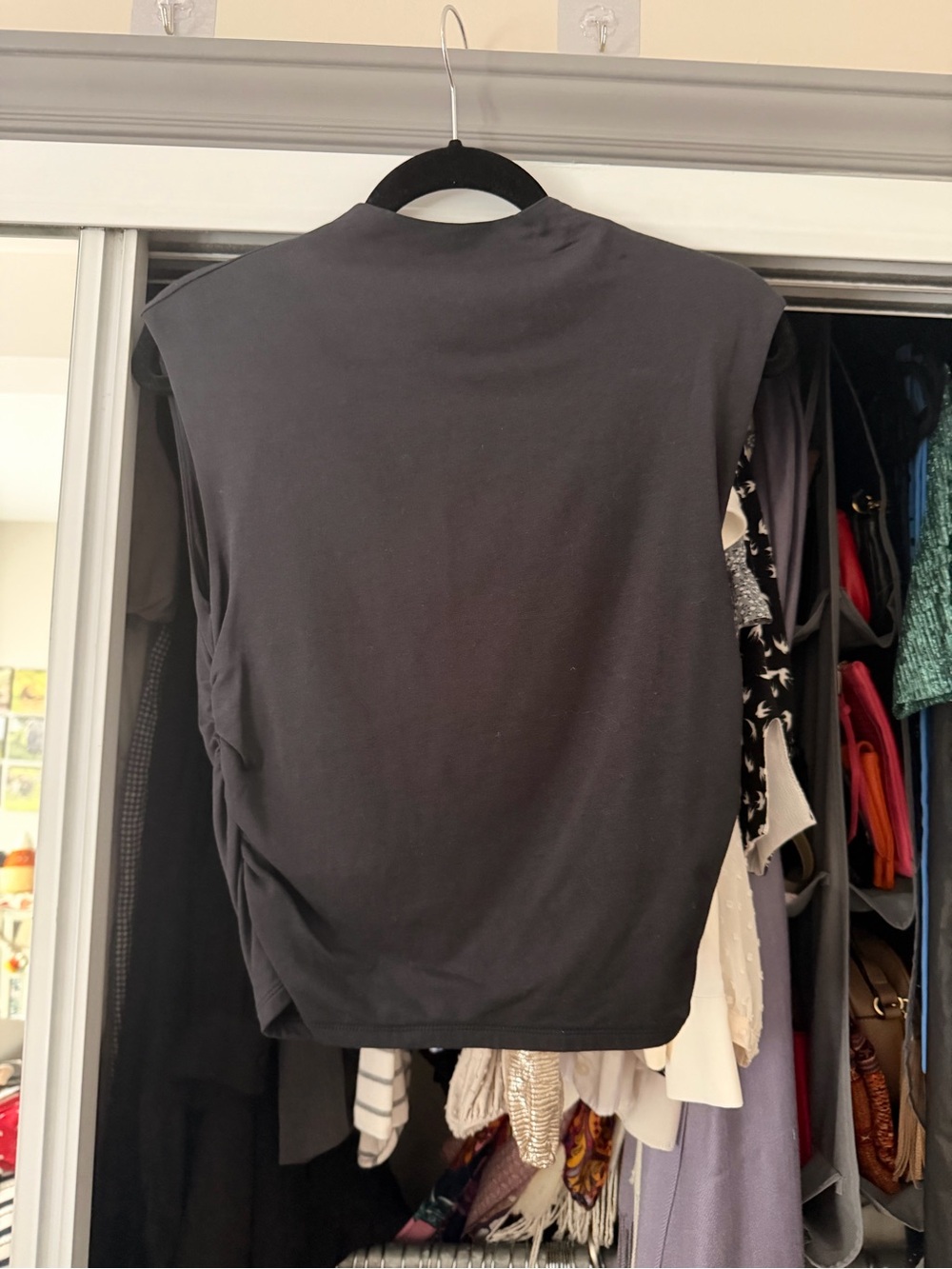 Abercrombie & Fitch Black Sleeveless Muscle Tee with Rolled Shoulders